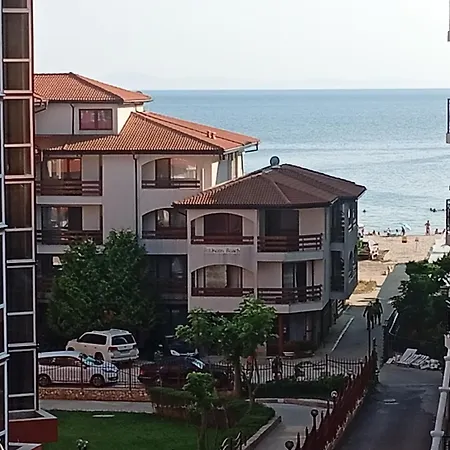 Kristan Apartman *